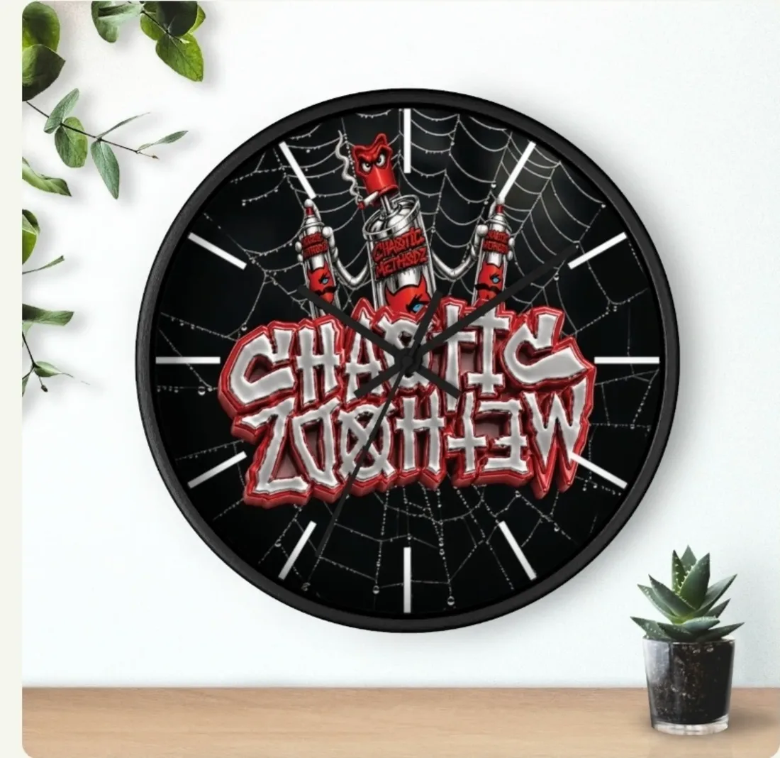 CM spray-can wall clock